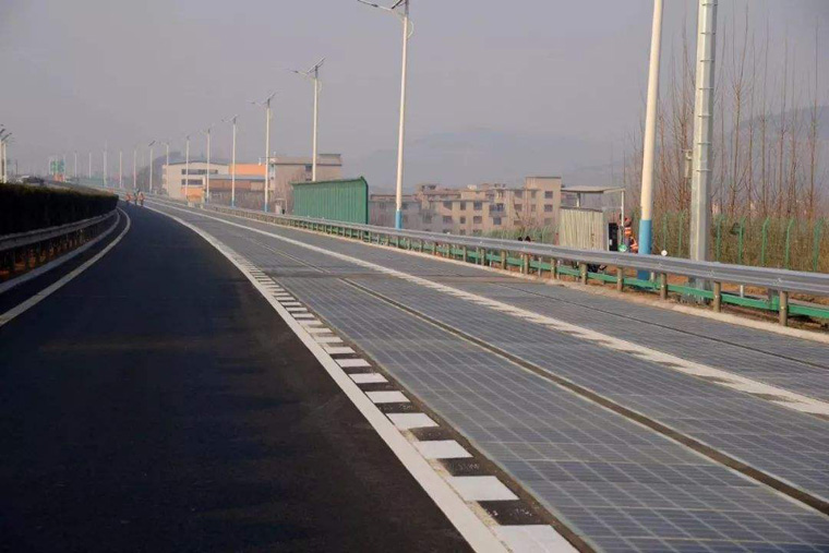 光伏高速公路原理，电动汽车在光伏高速上怎样充电