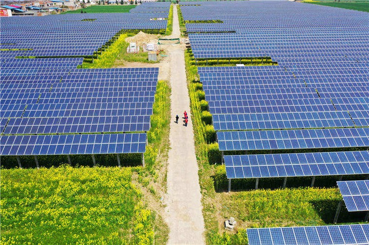 太阳能光伏发电板88伏能用多大电池，太阳能电池用50线可以吗